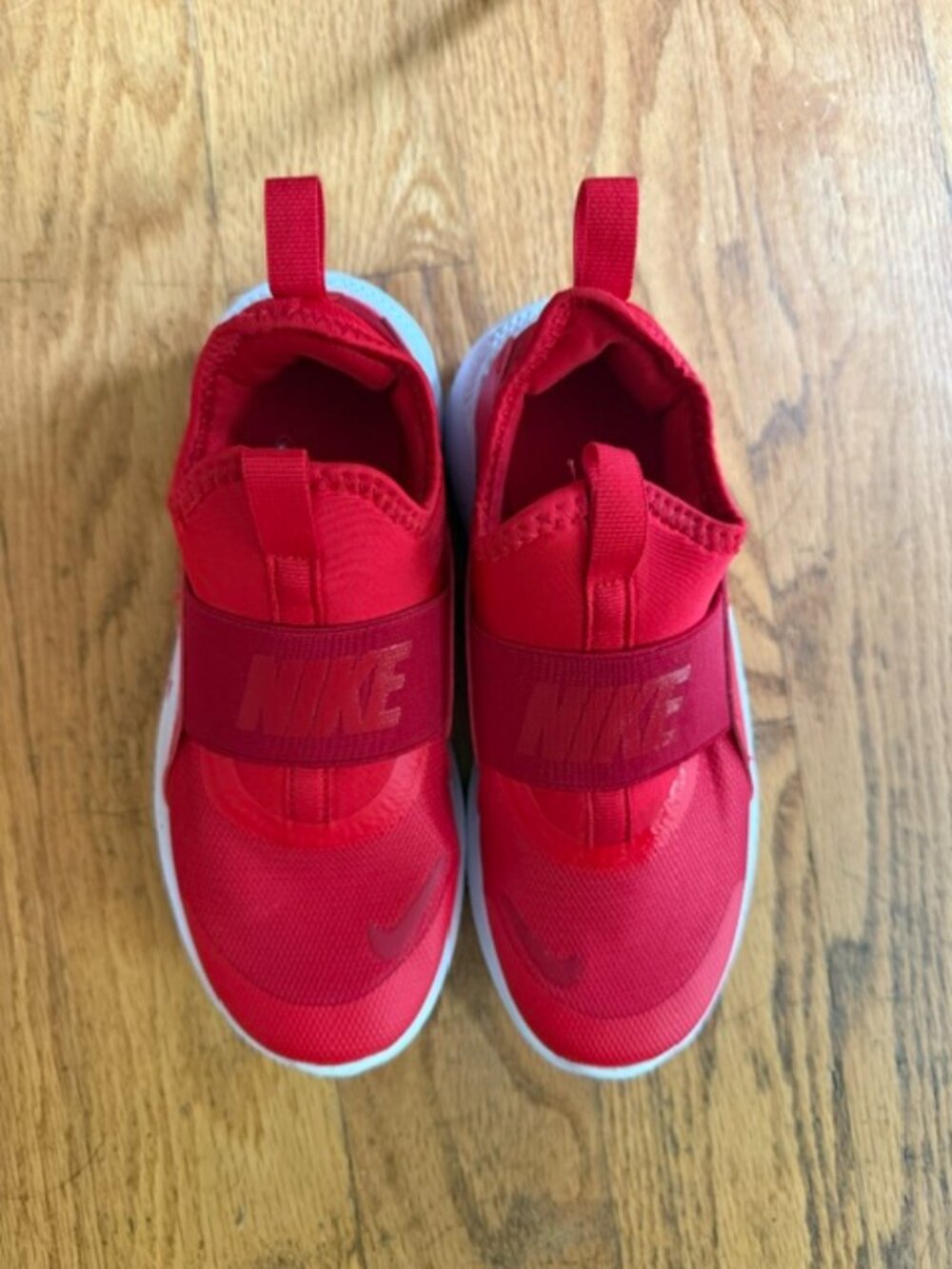 New in box, Little Kids Nike Red Size 2